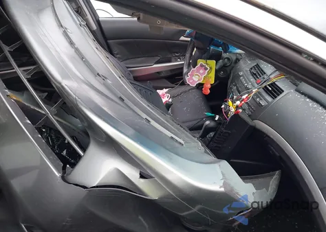 2008 Honda Accord 3.5 Ex-L z USA, uszkodzony, nr VIN 1HGCP36878A083828